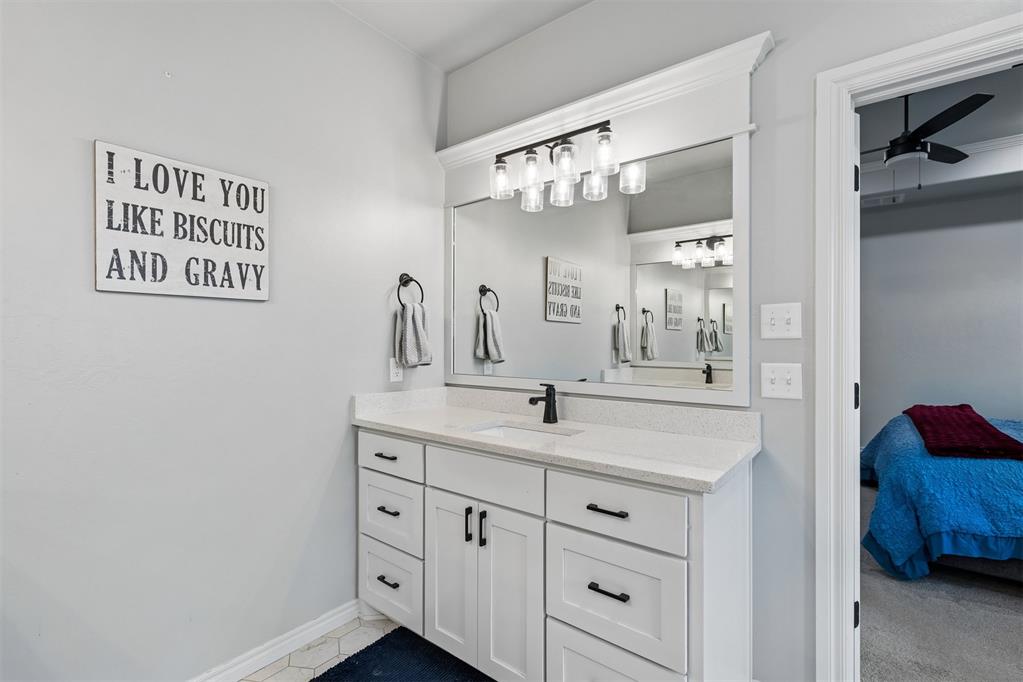 14101 Village Creek Way Property Photo 21