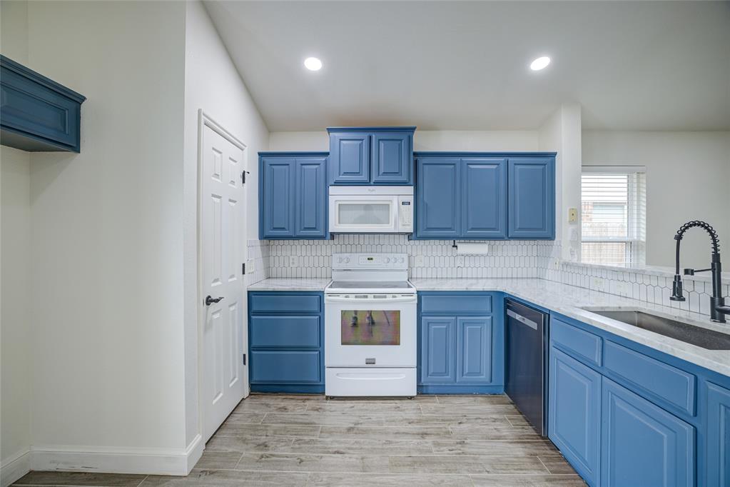 2812 Edgemere Drive Property Photo 13