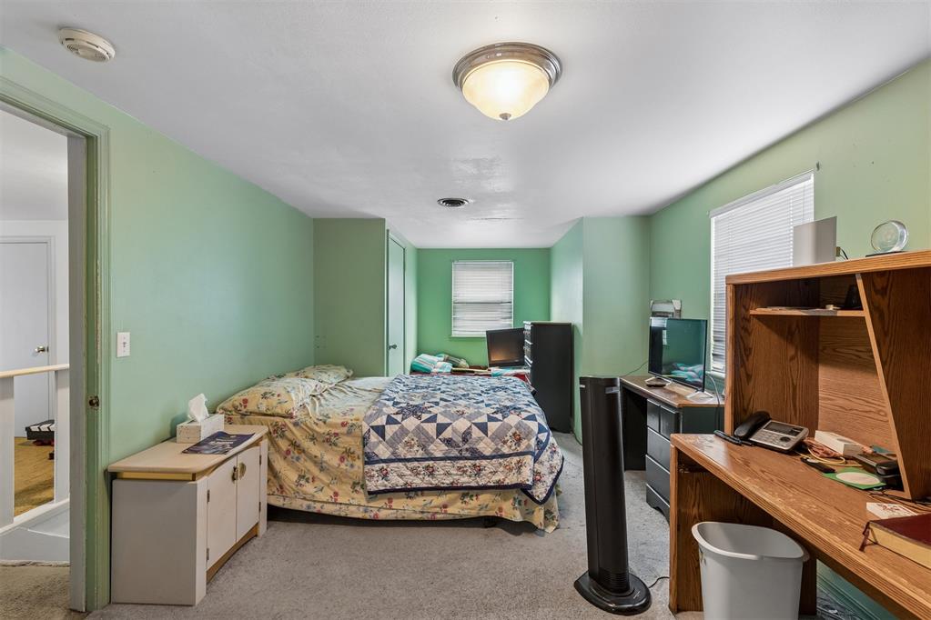 3112 Center Street Property Photo 16
