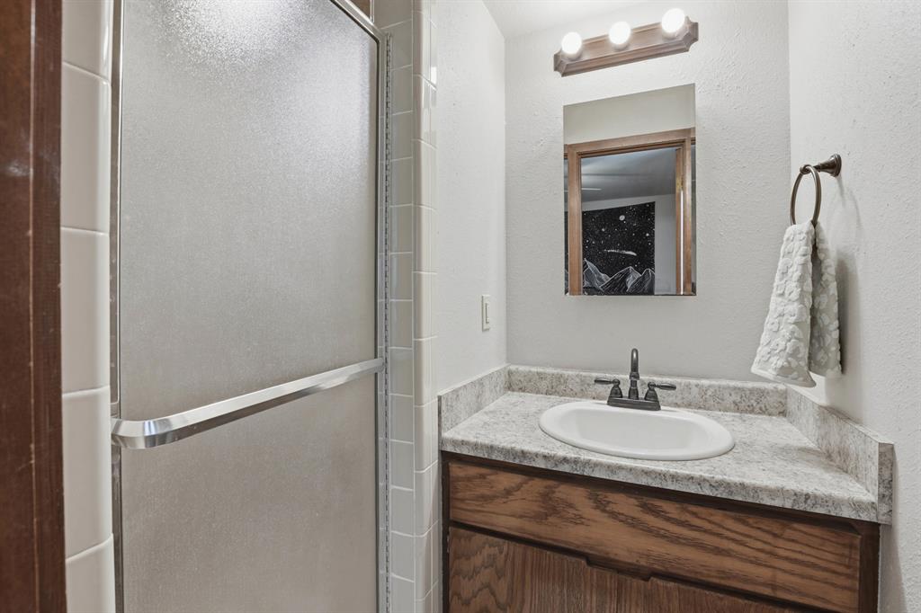 509 Fenwick Court Property Photo 24