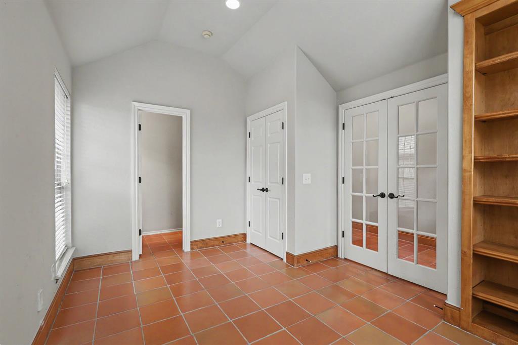 13300 Prairie View Lane Property Photo 8