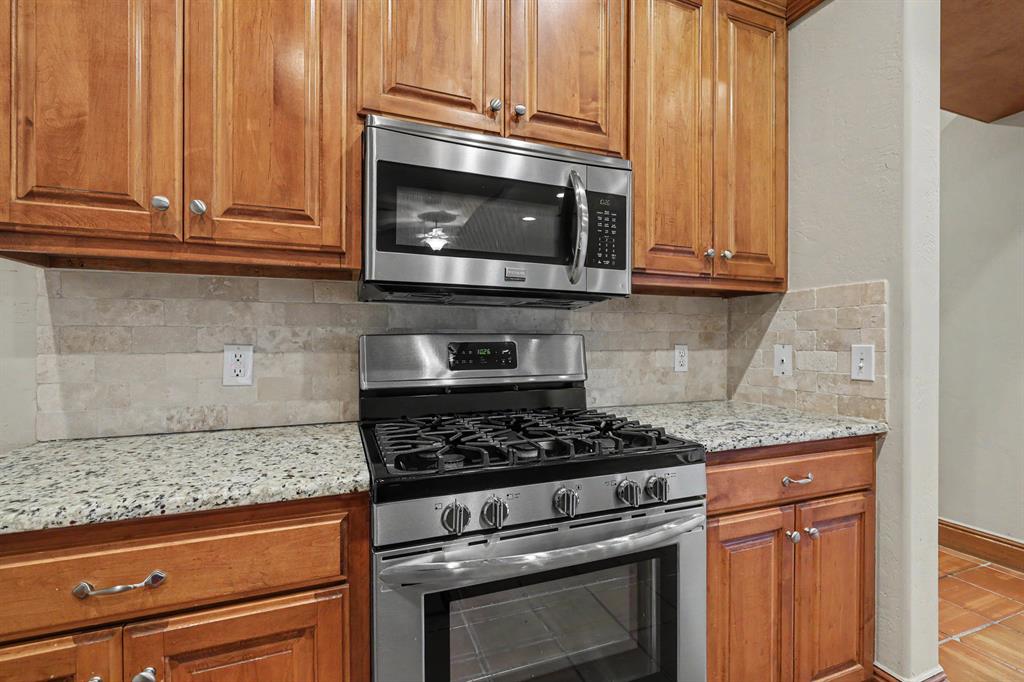 13300 Prairie View Lane Property Photo 15