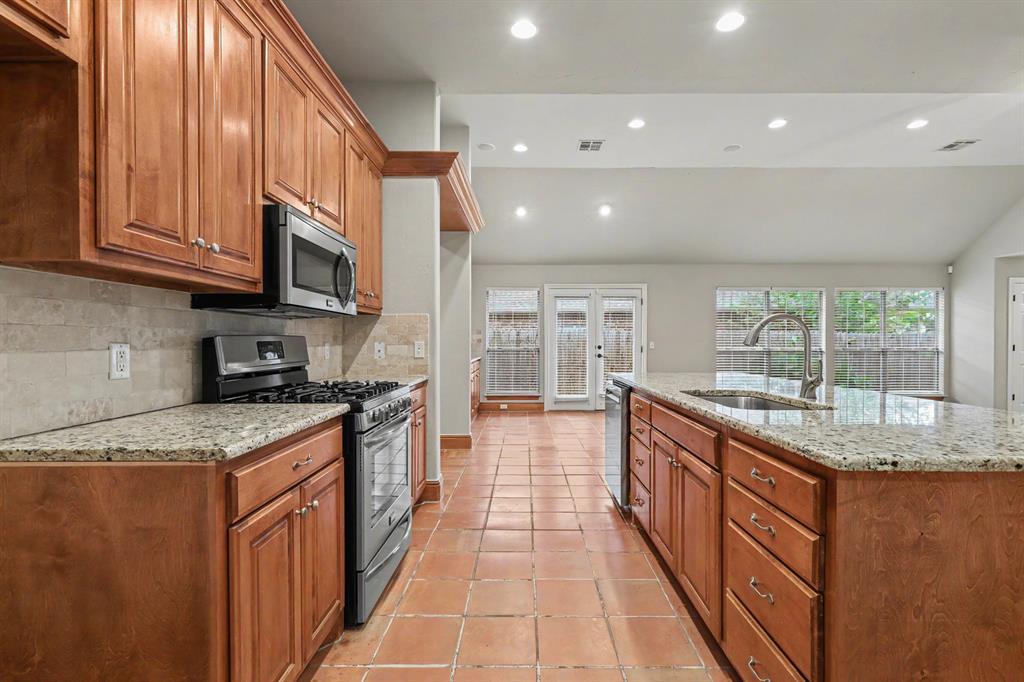 13300 Prairie View Lane Property Photo 16