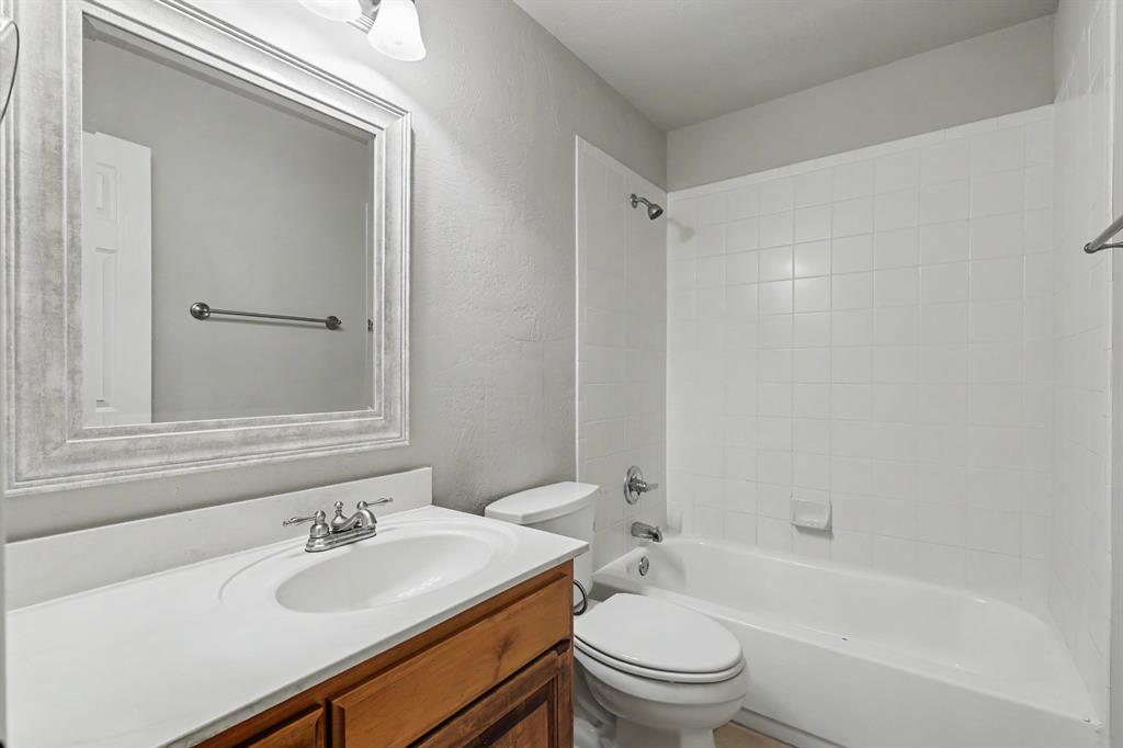 13300 Prairie View Lane Property Photo 24