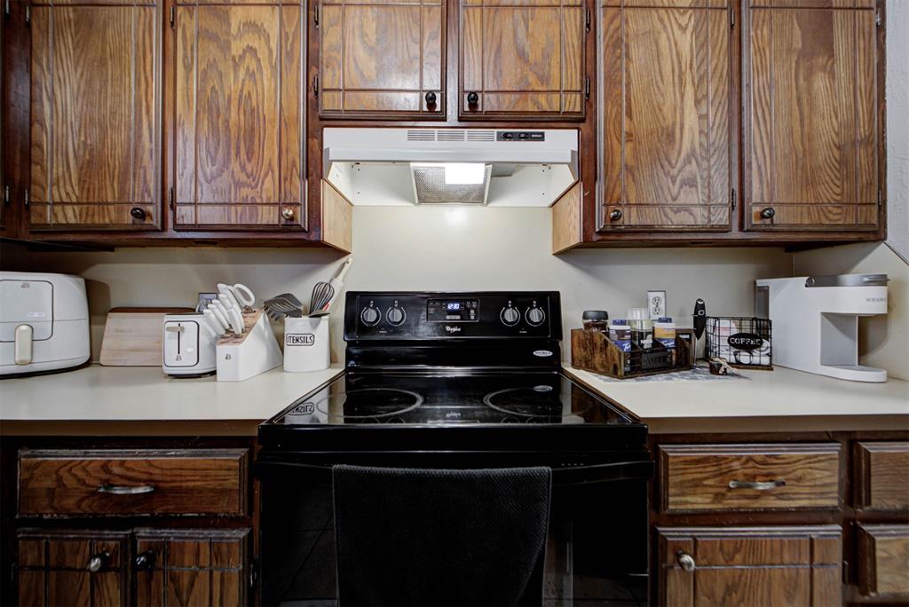 1038 W Griggs Way Property Photo 19