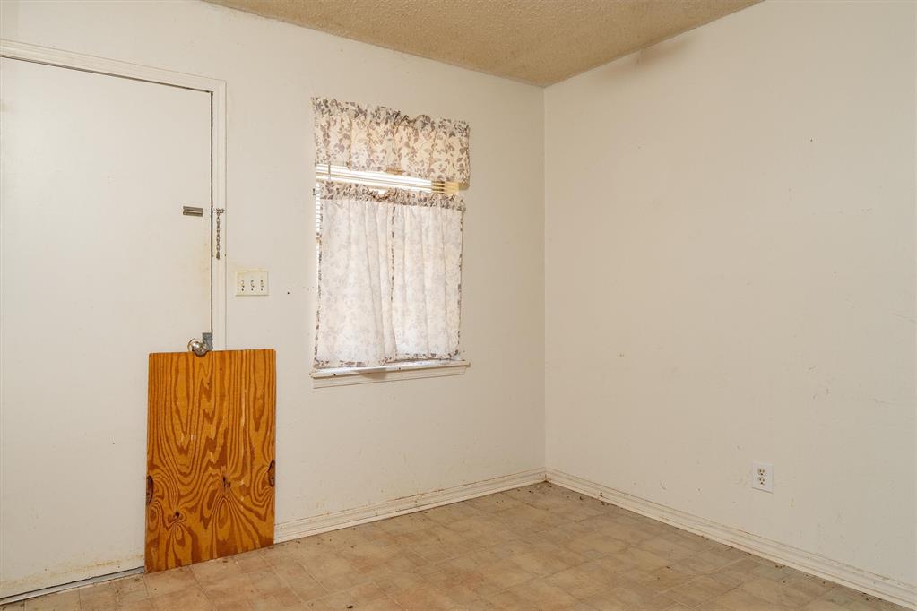 507 N Seminole Street Property Photo 9
