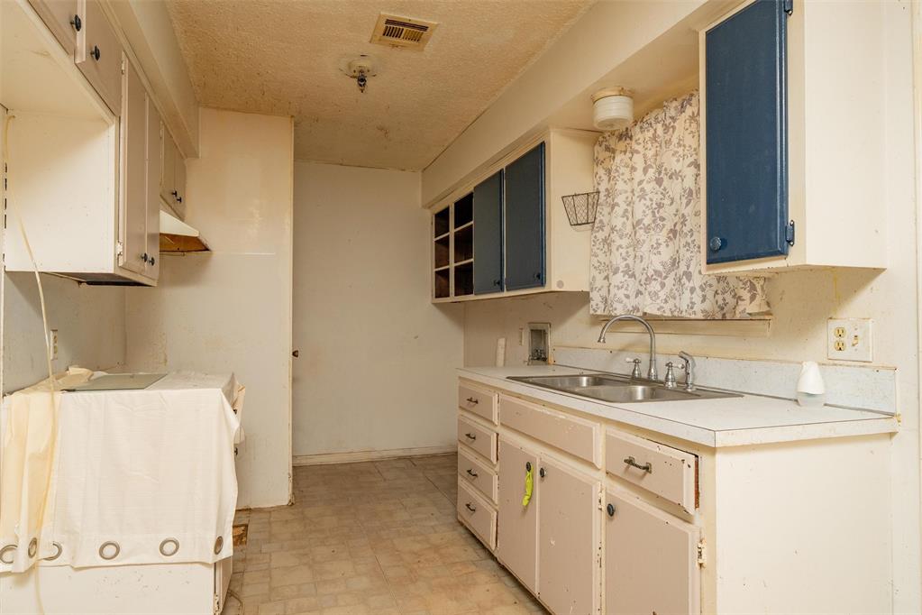 507 N Seminole Street Property Photo 11