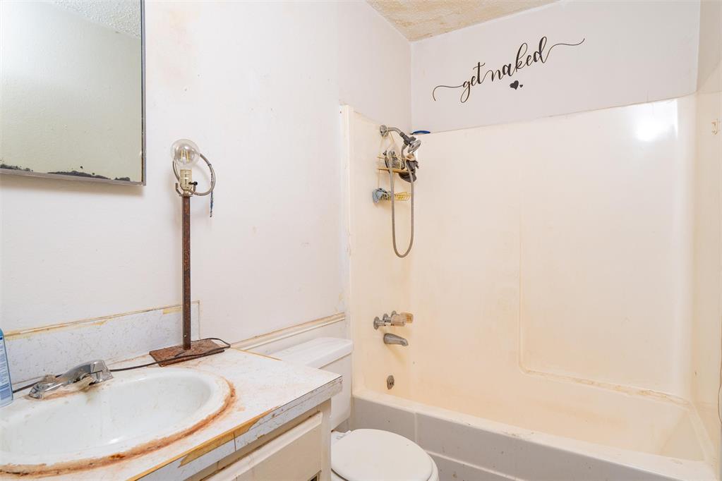 507 N Seminole Street Property Photo 15