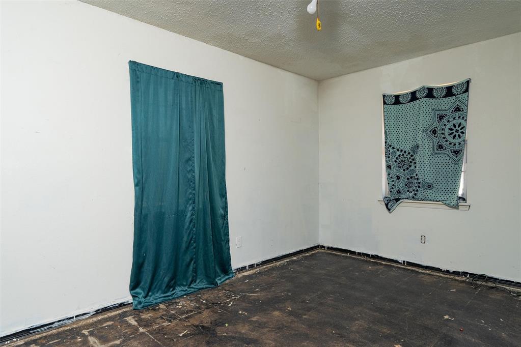 507 N Seminole Street Property Photo 19
