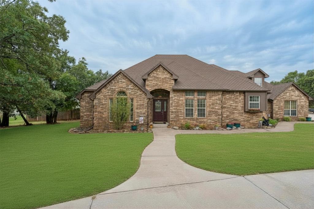 825 Liveoak Lane Property Photo 44