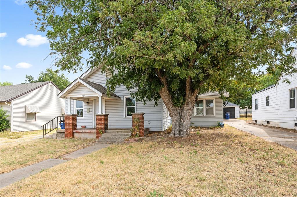 917 S Reno Avenue Property Photo 2
