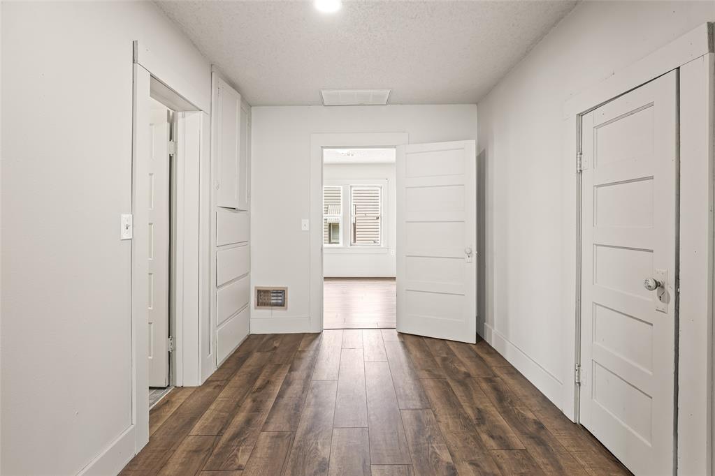 917 S Reno Avenue Property Photo 19