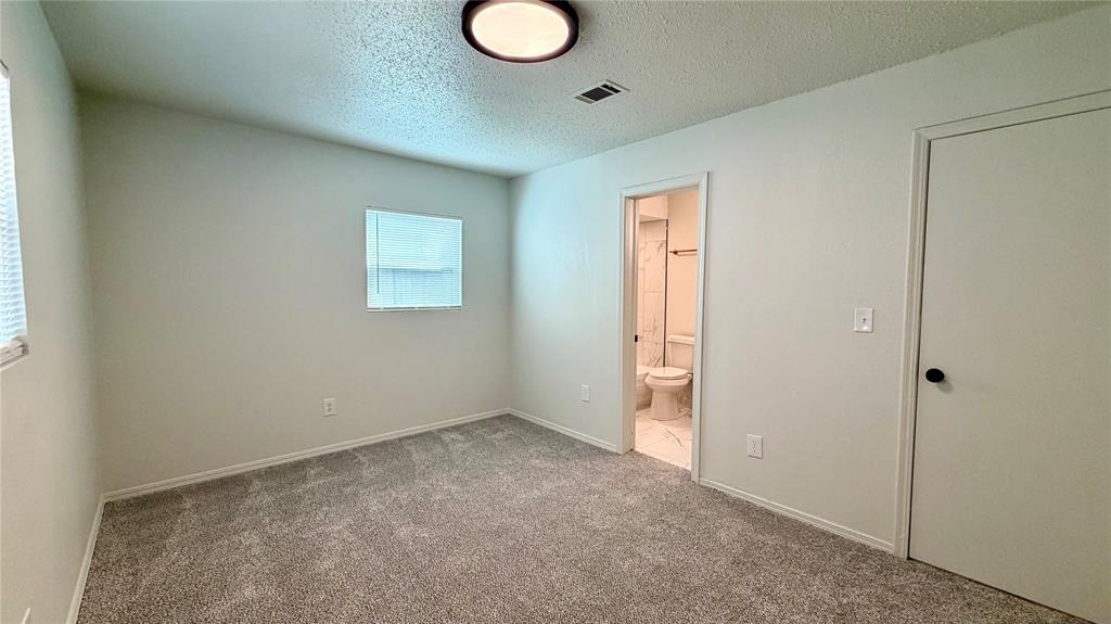 4709 S East Ave Street Property Photo 18