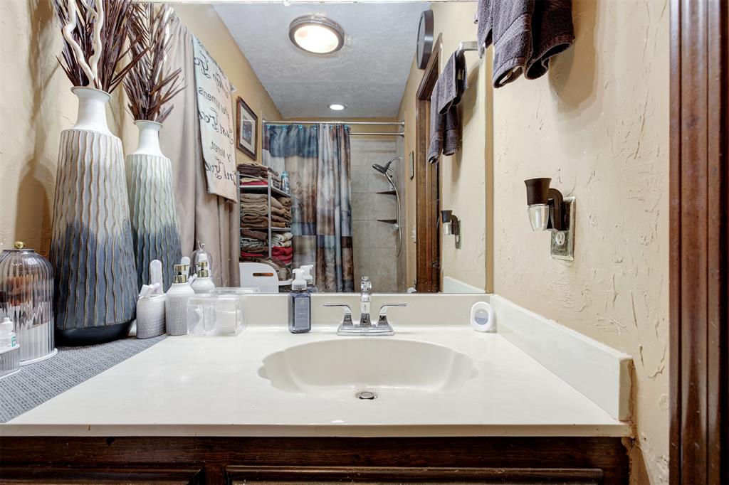 11501 N Miller Avenue Property Photo 29