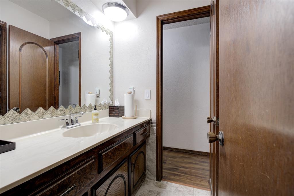 11501 N Miller Avenue Property Photo 33