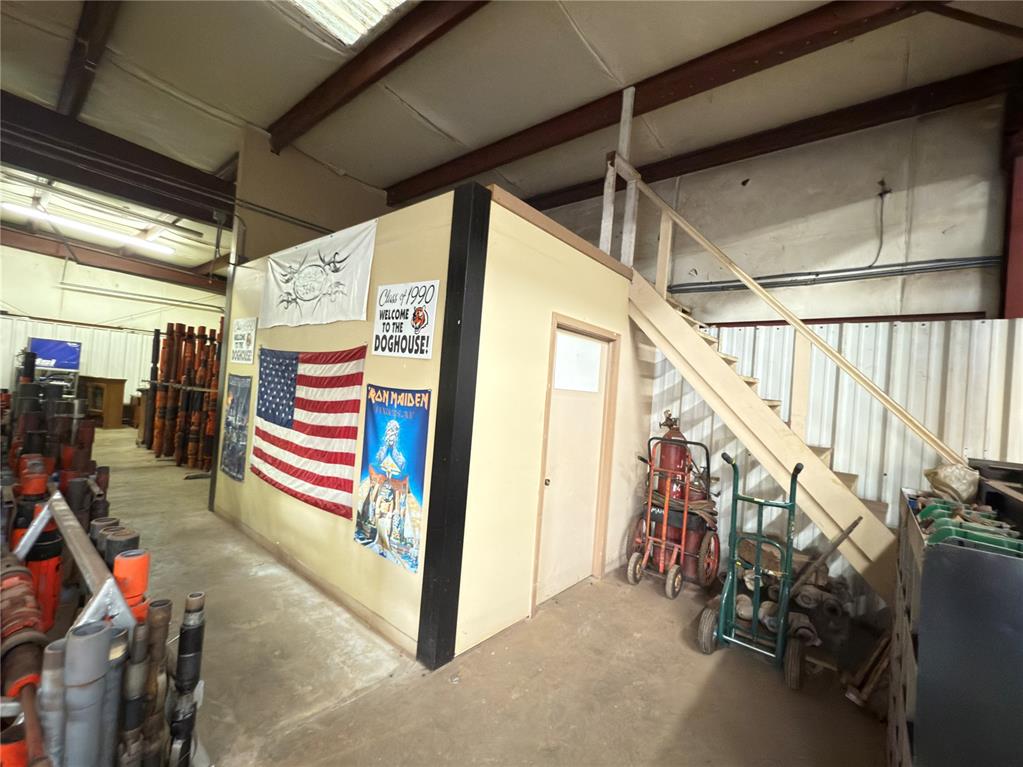 919 W Broadway Avenue Property Photo 12