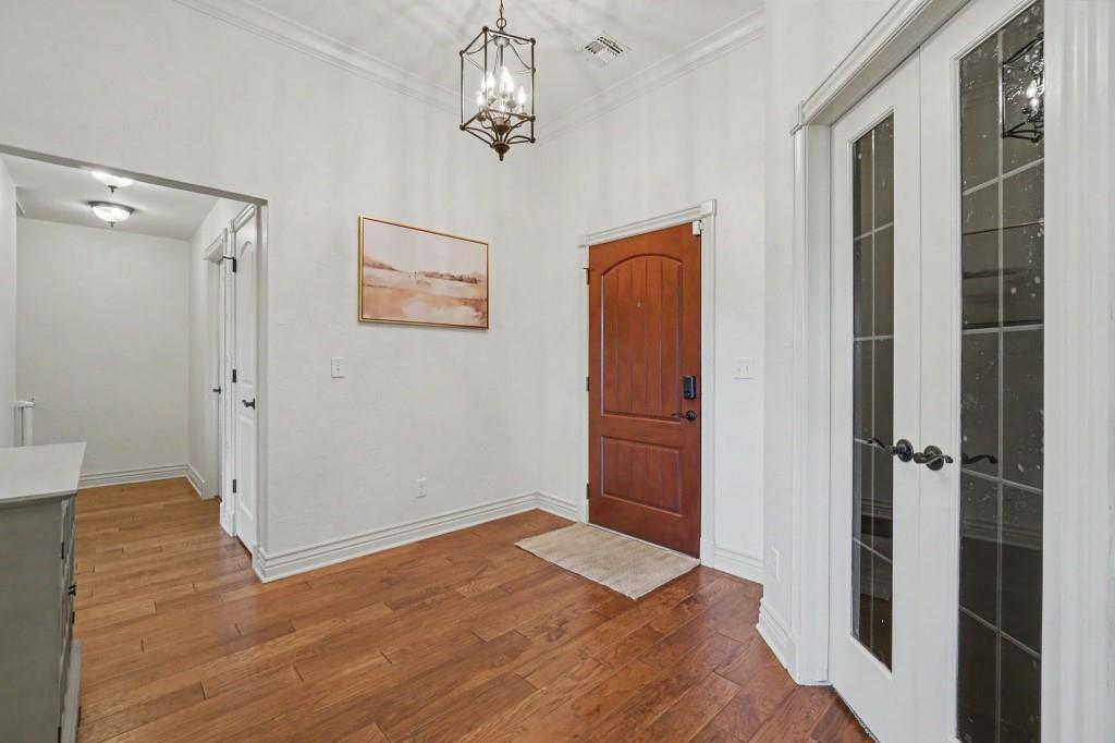 1212 Northridge Boulevard Property Photo 10