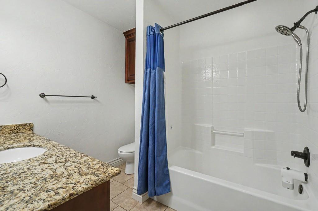 1212 Northridge Boulevard Property Photo 38
