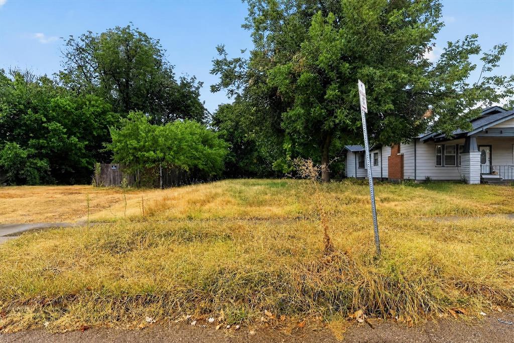 217 Ne 15th Street Property Photo 2