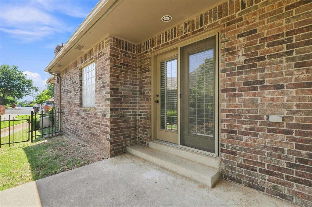 4033 Ne 138th Street Property Photo 23