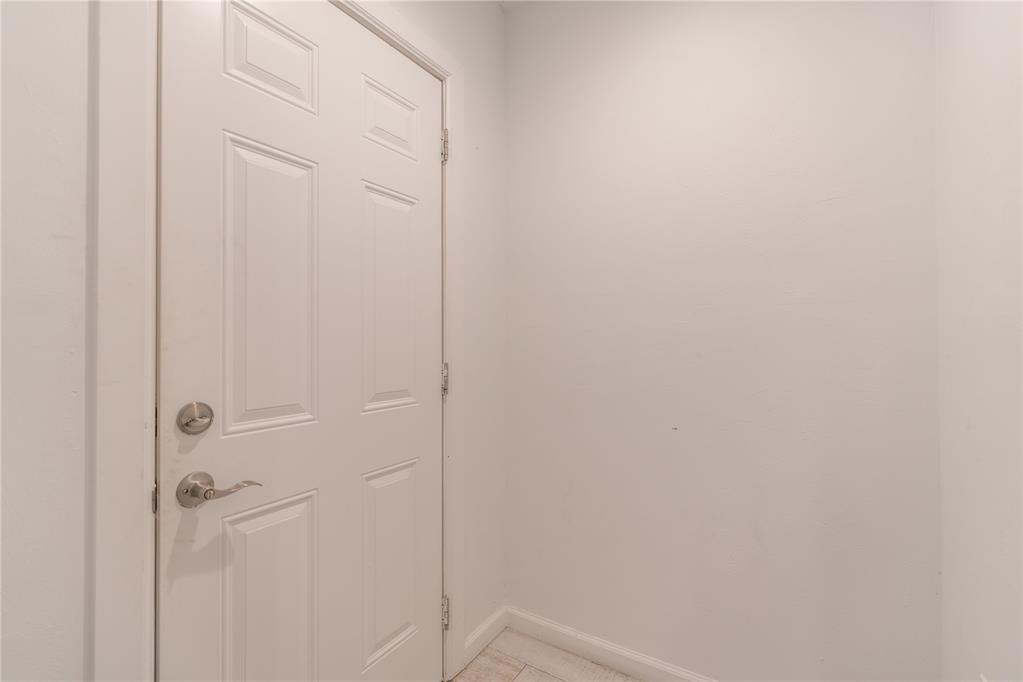 701 Ne 24th Street Property Photo 12