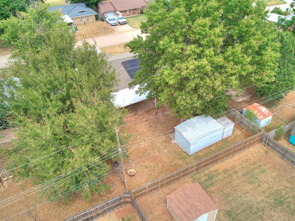 210 E Cherry Avenue Property Photo 6