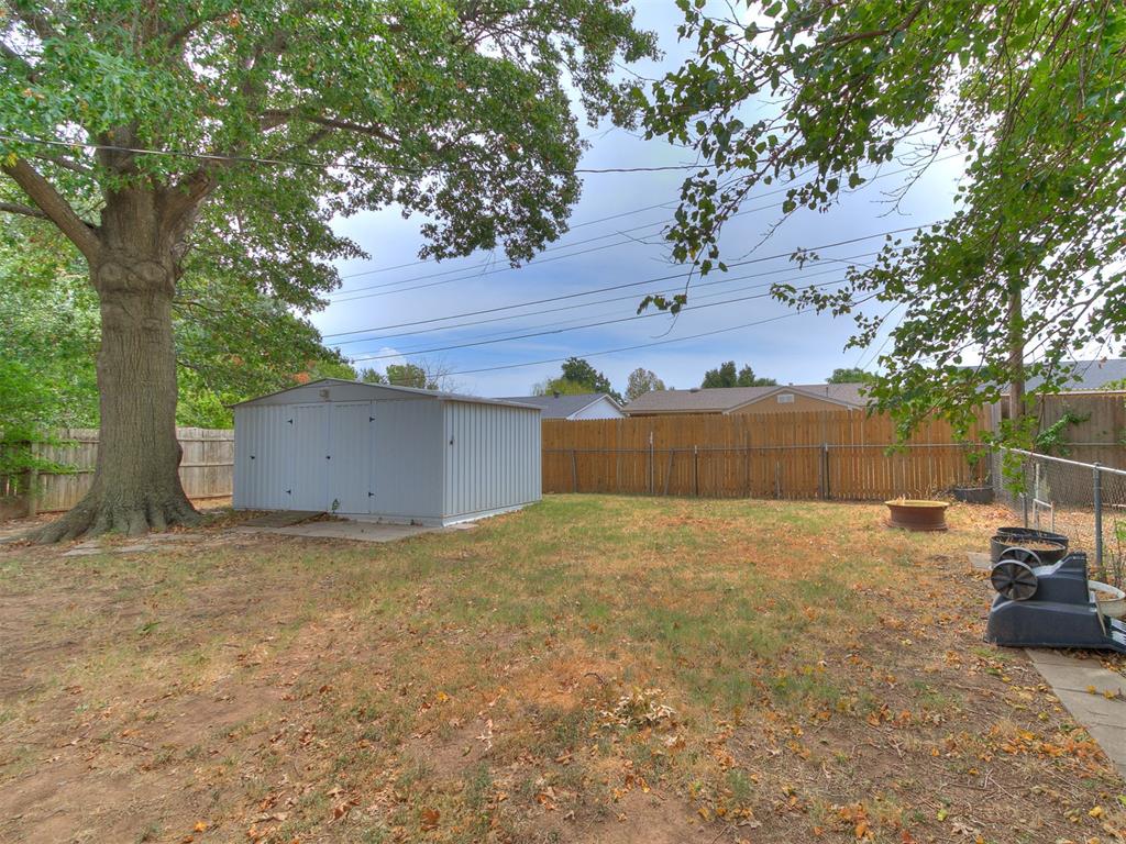 210 E Cherry Avenue Property Photo 11