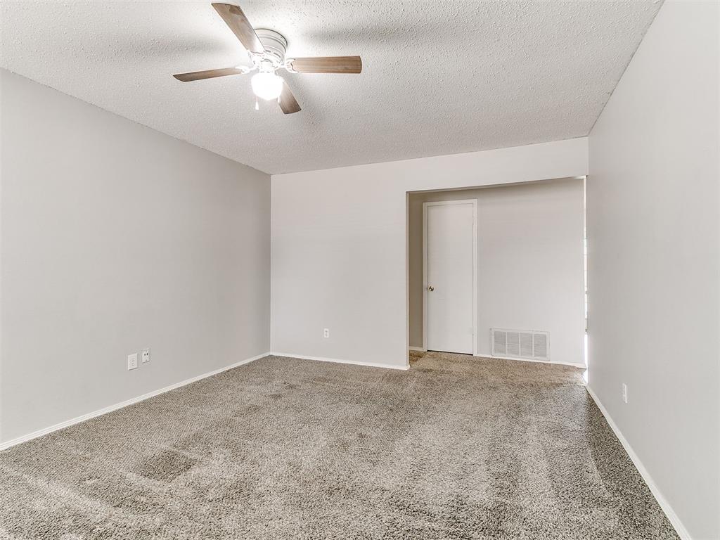210 E Cherry Avenue Property Photo 20
