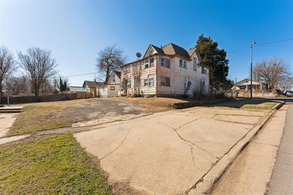 616 N Choctaw Avenue Property Photo 40