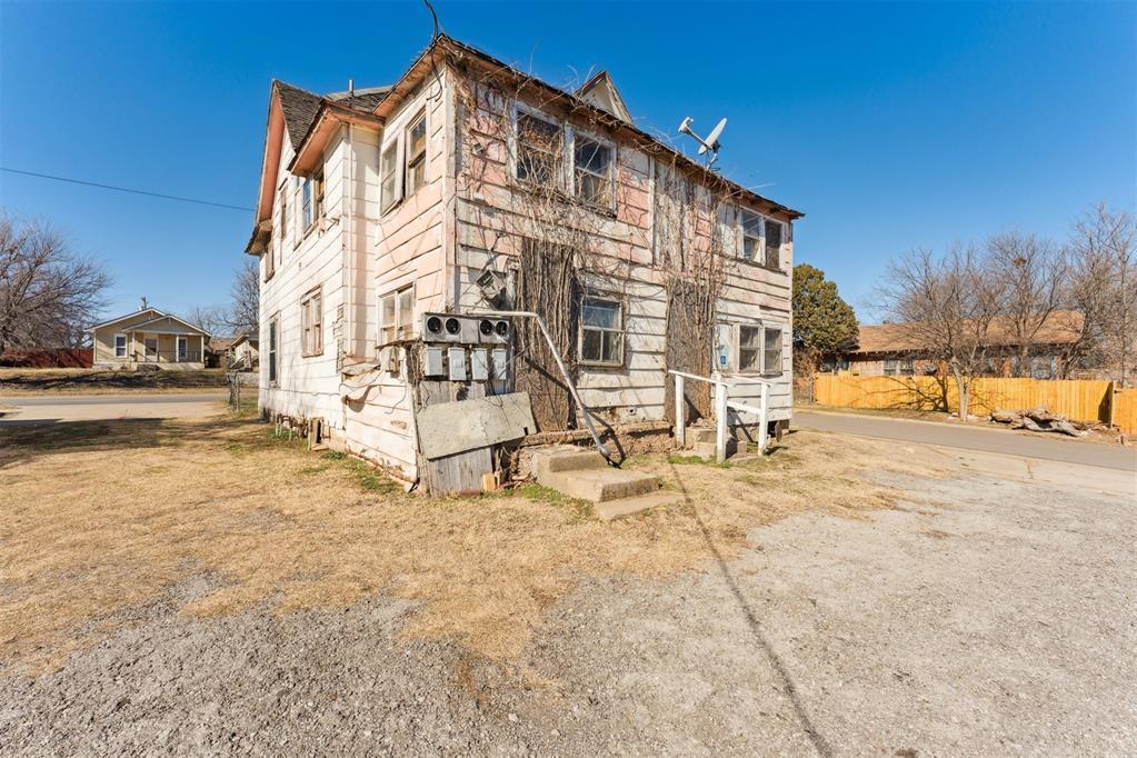 616 N Choctaw Avenue Property Photo 42
