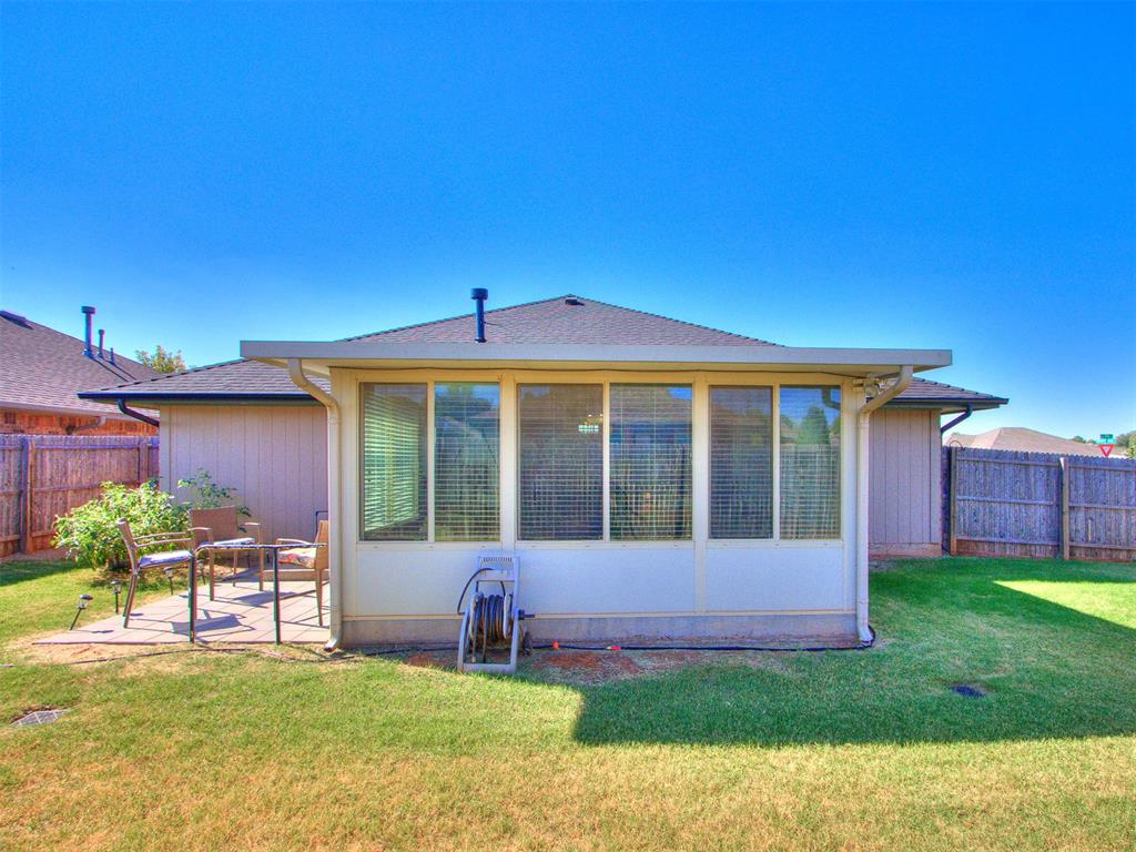 11809 Sw 9th Street Property Photo 9