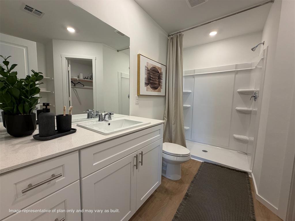 920160 Wallace Avenue Property Photo 7