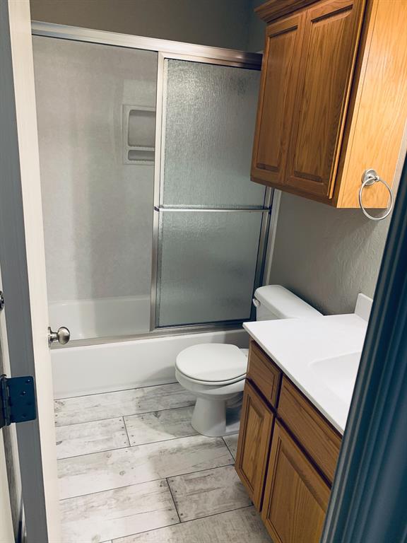 831 Rambling Oaks Drive Property Photo 19