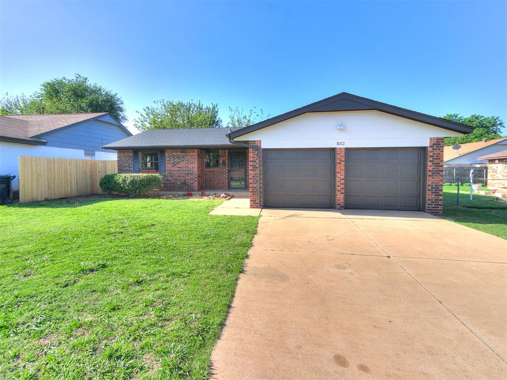 1012 Hargis Lane Property Photo 4