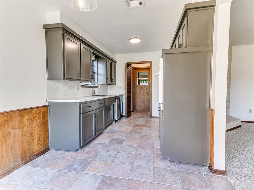 1012 Hargis Lane Property Photo 12