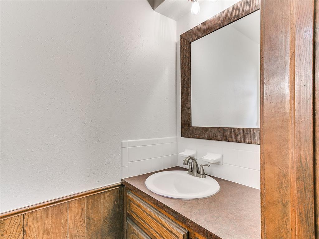 1012 Hargis Lane Property Photo 35