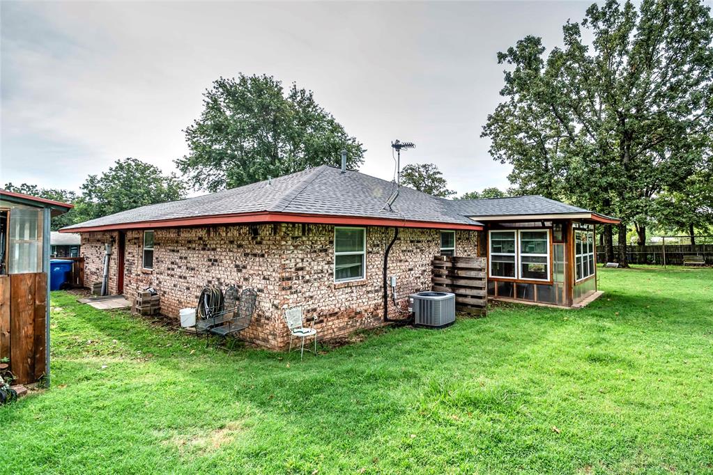 121 Meadow Lane Property Photo 11