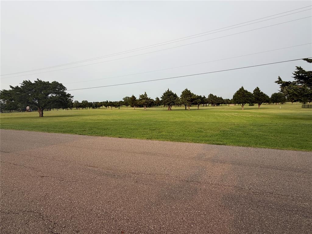 S May Avenue Property Photo 3