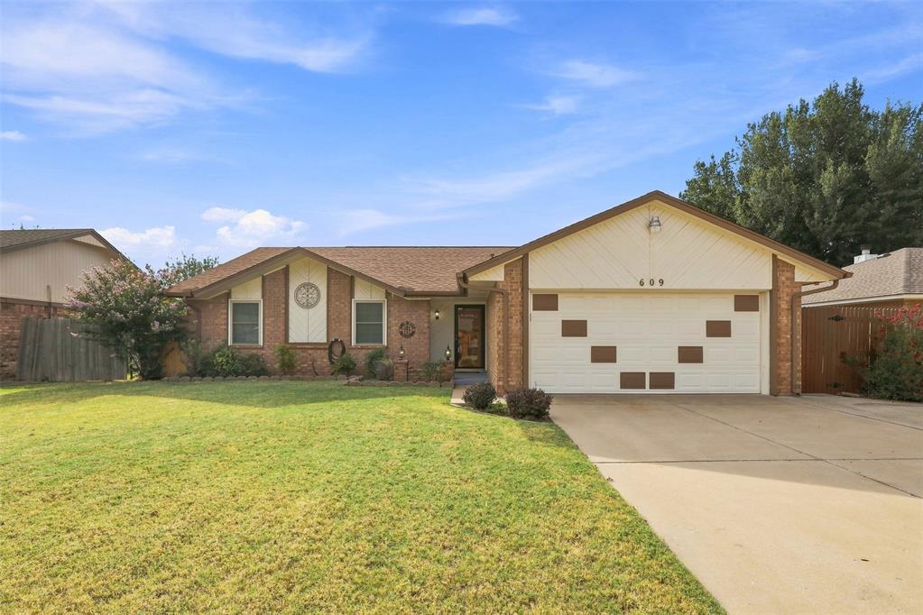 609 N Morgan Drive Property Photo 1