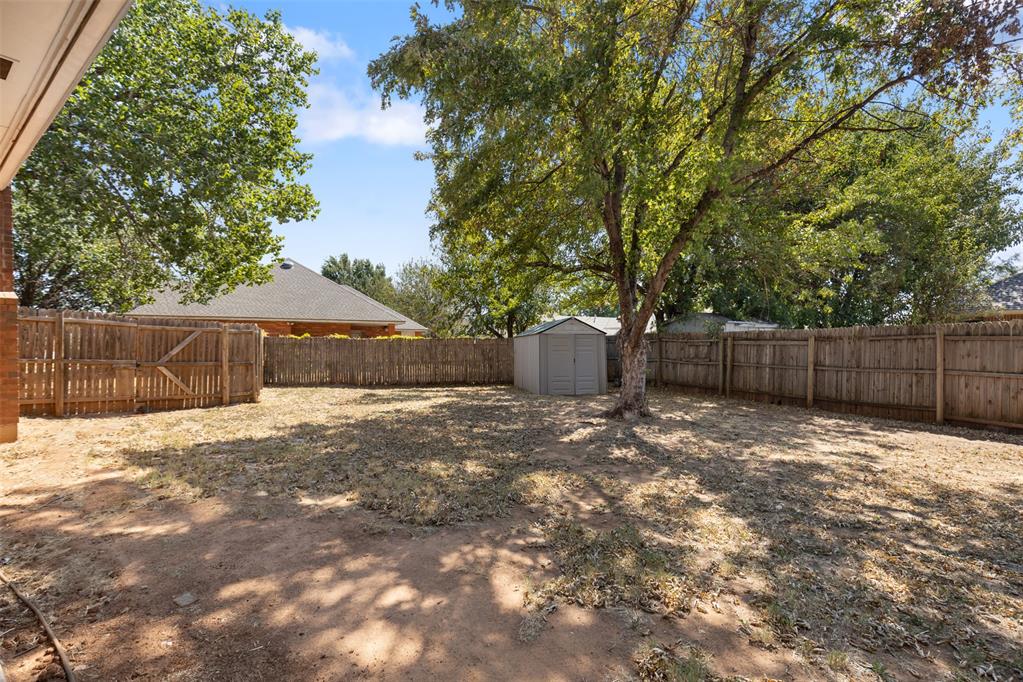 1420 Nw 183rd Terrace Property Photo 33