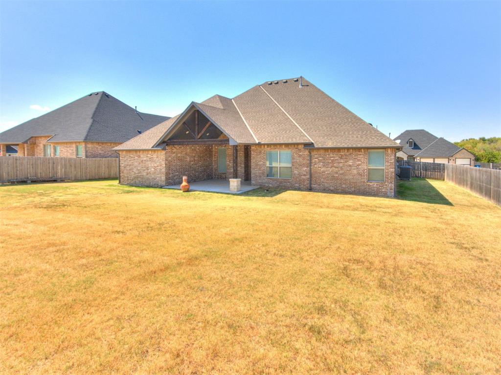 1124 Colonial Avenue Property Photo 49