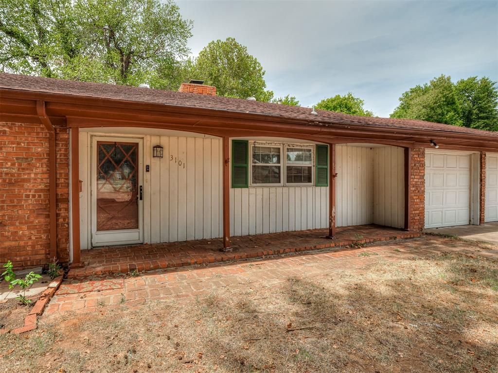3101 Parklawn Drive Property Photo 2
