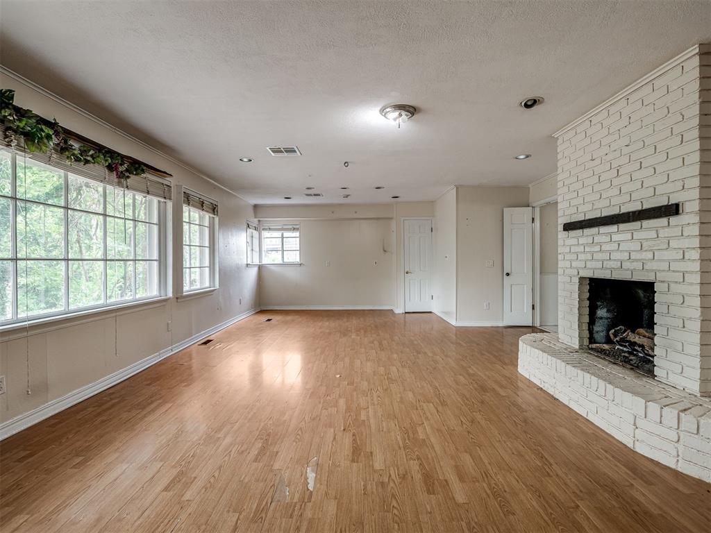 3101 Parklawn Drive Property Photo 5