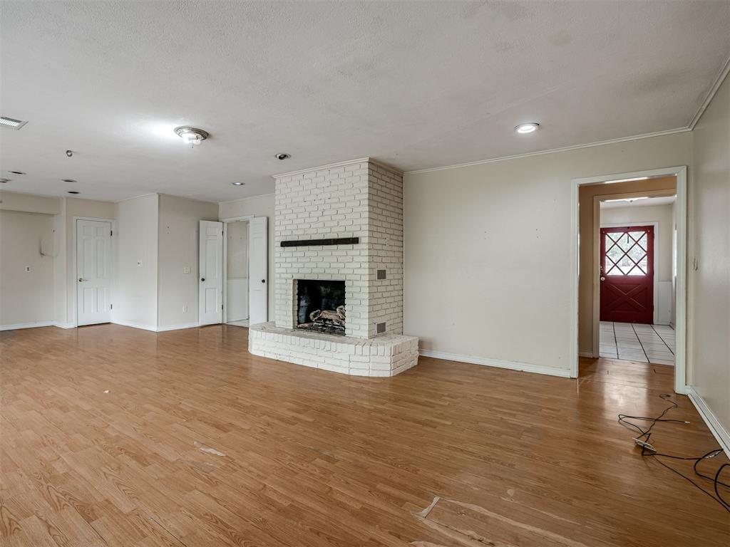 3101 Parklawn Drive Property Photo 6