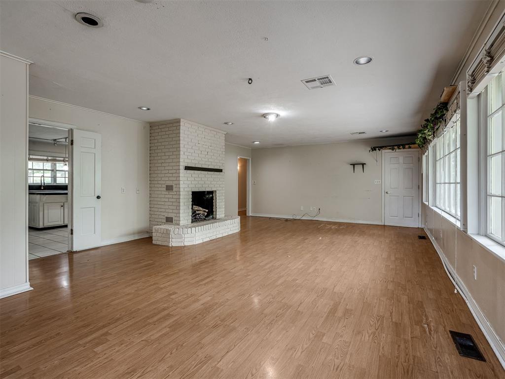 3101 Parklawn Drive Property Photo 7