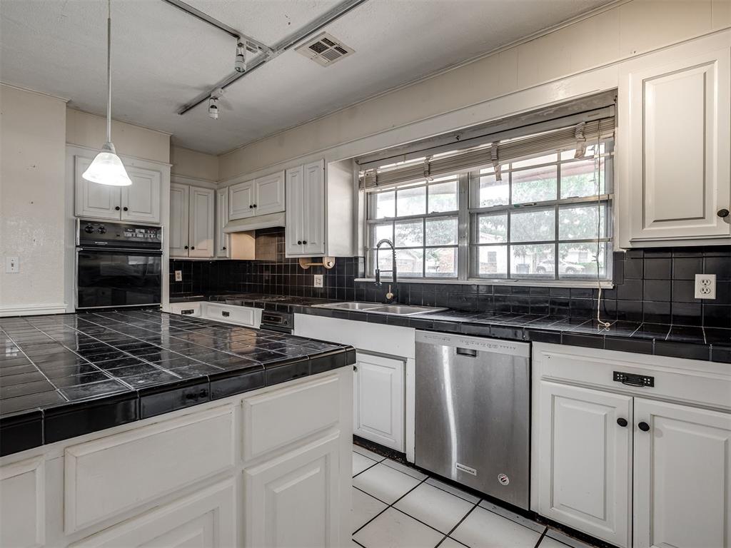 3101 Parklawn Drive Property Photo 13