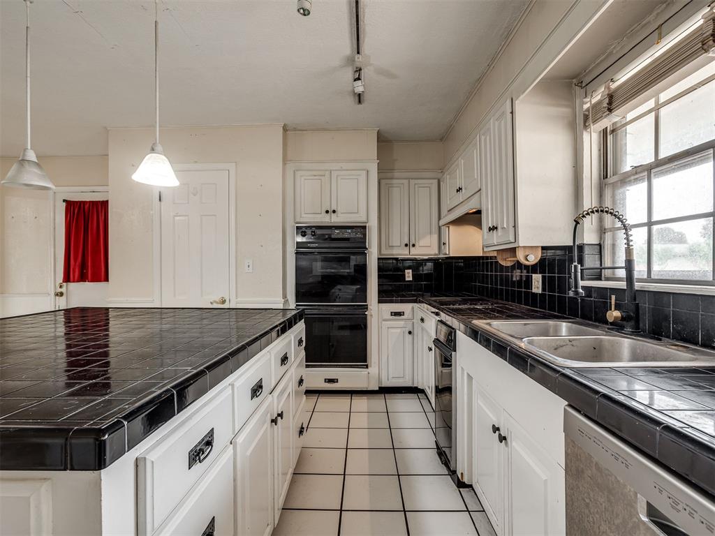 3101 Parklawn Drive Property Photo 15