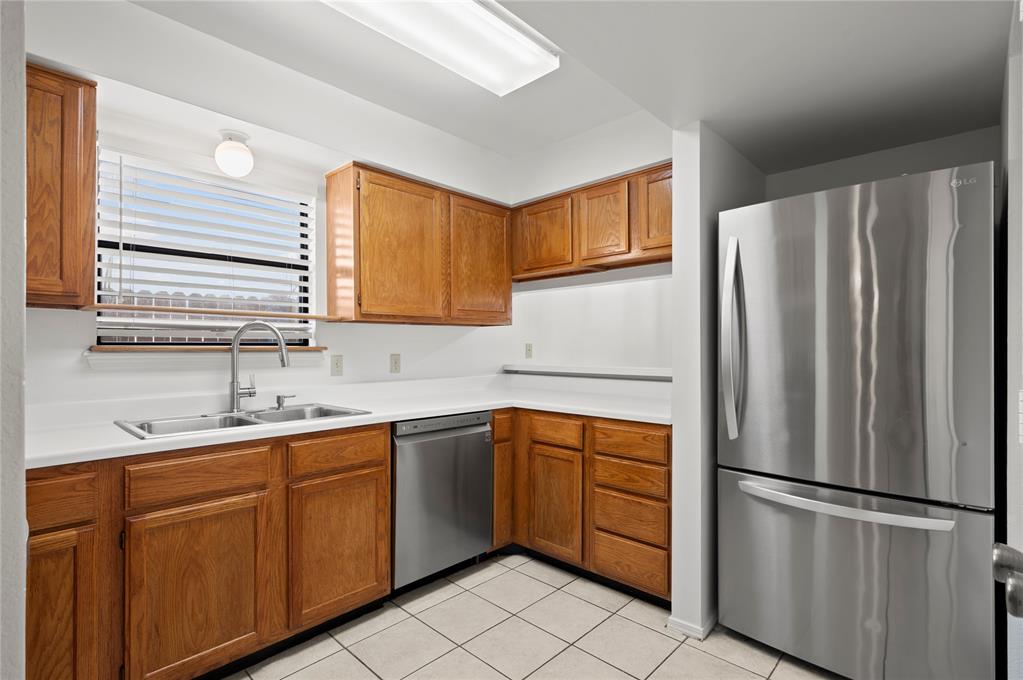 13047 E 28th Place Property Photo 3