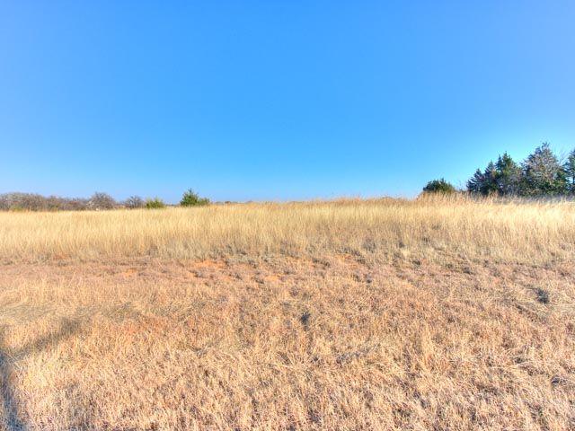 S Broadway Property Photo 3