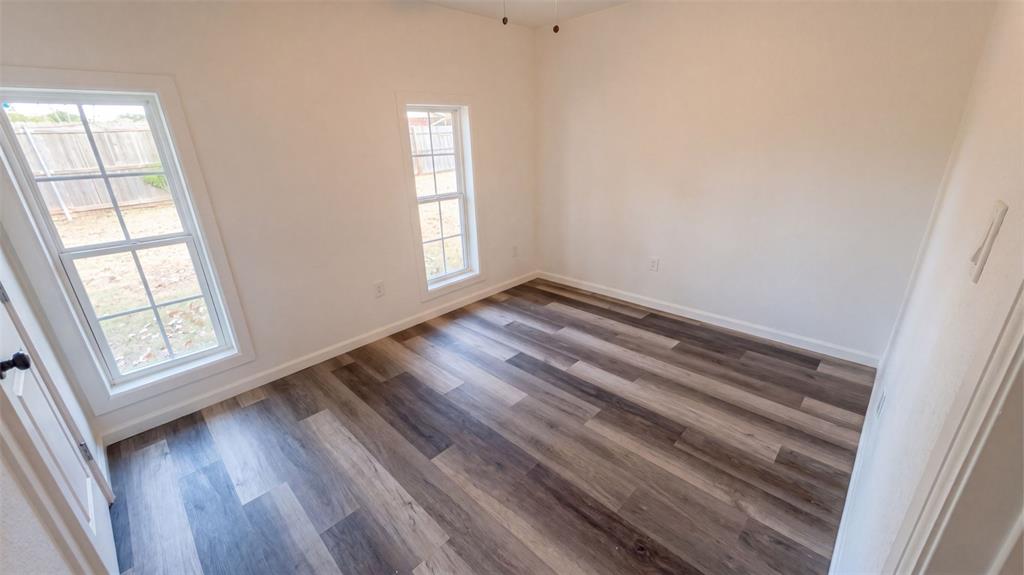 2114 Nw 55th Street Property Photo 4